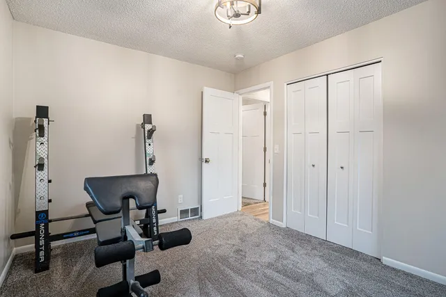 $344,900 | 920 Cheboygan Drive, Muskegon, MI 49445