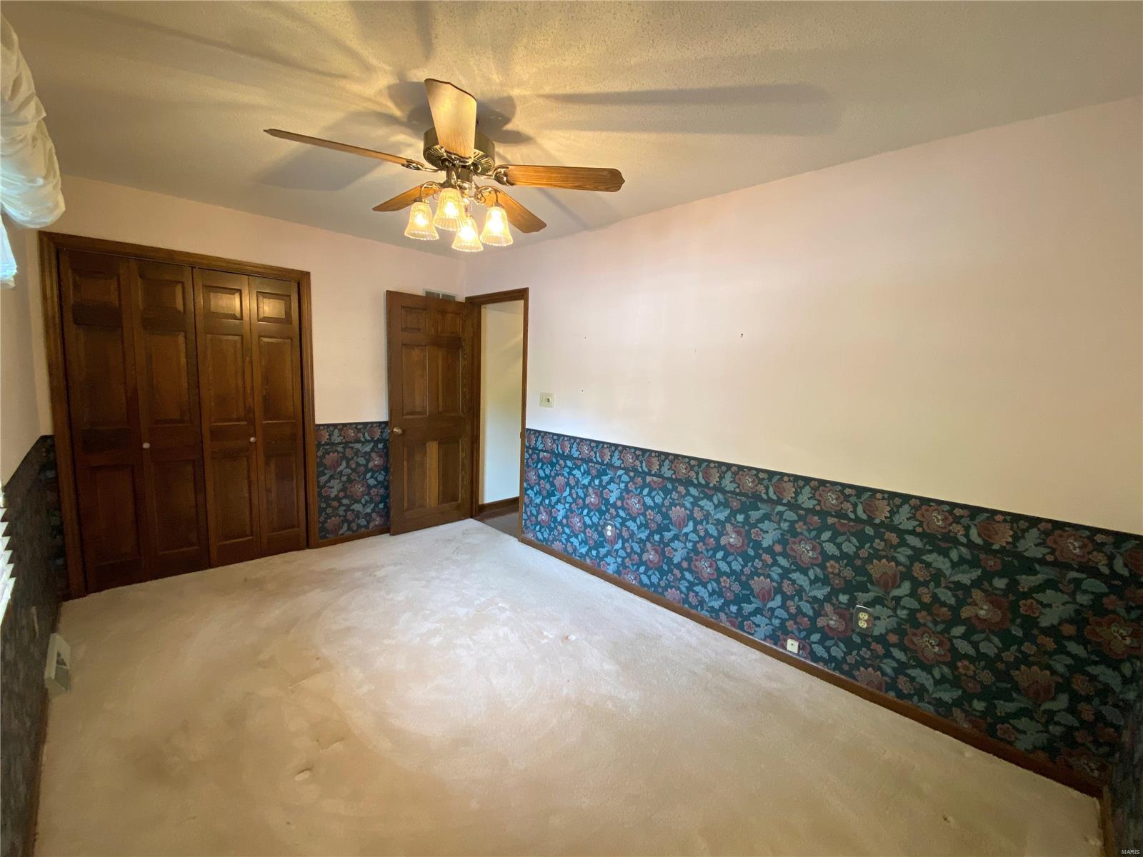 211 Lands End Road Hillsboro, IL 62049 - Photo 36 of 59