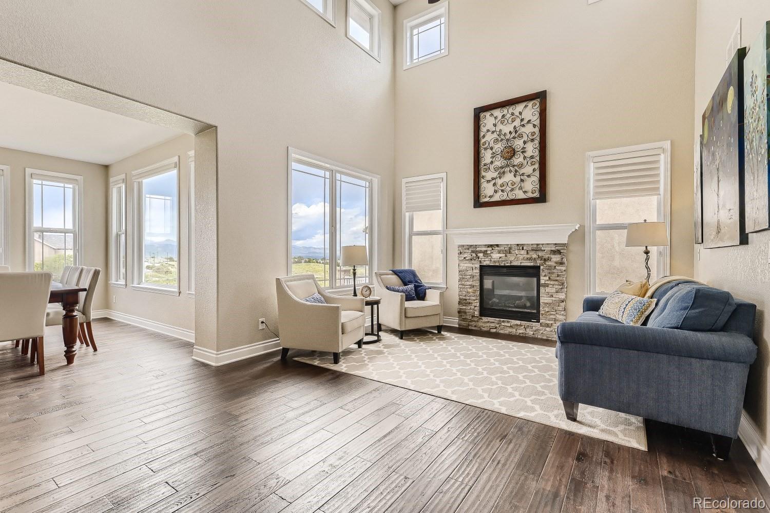 724 Ridgemont Circle Highlands Ranch, CO 80126 - Photo 5 of 40 Gallery Image 5