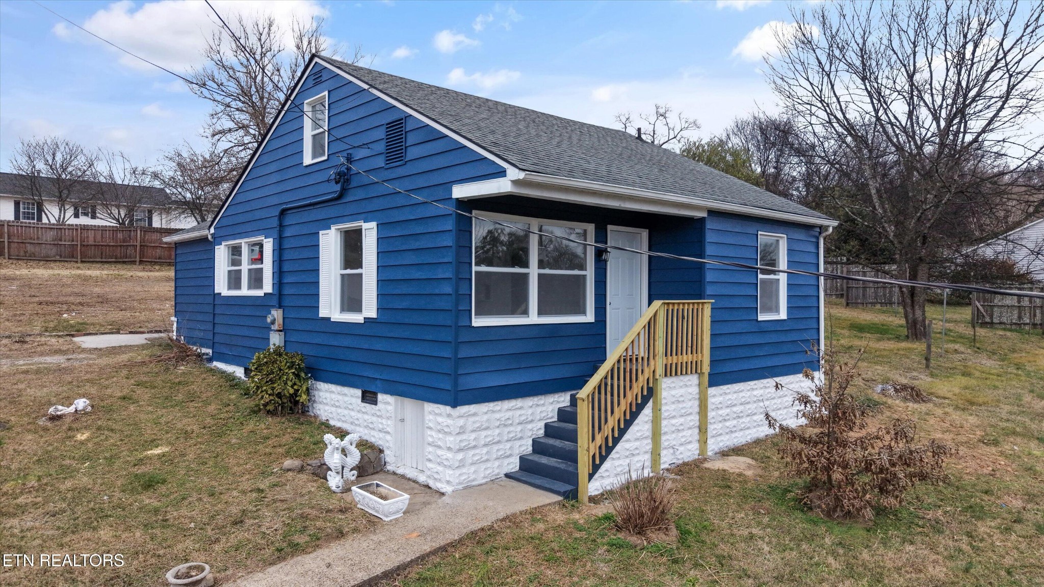 3001 Buffat Mill Road Knoxville, TN 37917 - Photo 2 of 28 a front view of a house with garden