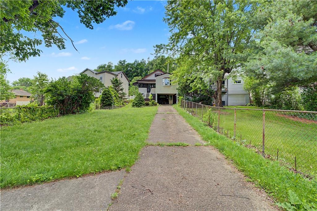 212 Singer Avenue McKees Rocks, PA 15136 - Photo 34 of 38