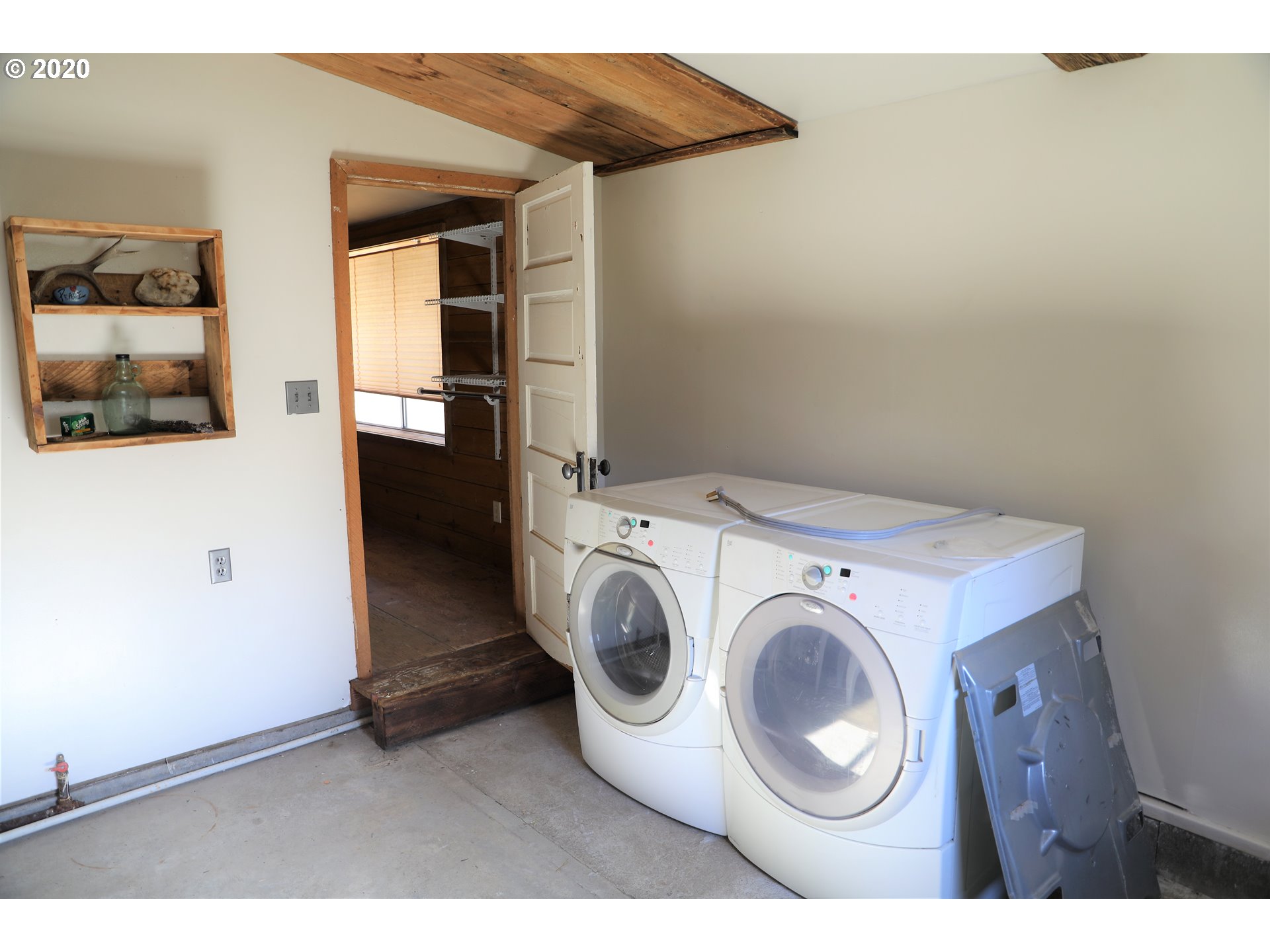 20345 Upper Cow Creek Road Azalea, OR 97410 - Photo 11 of 29 Gallery Image 11