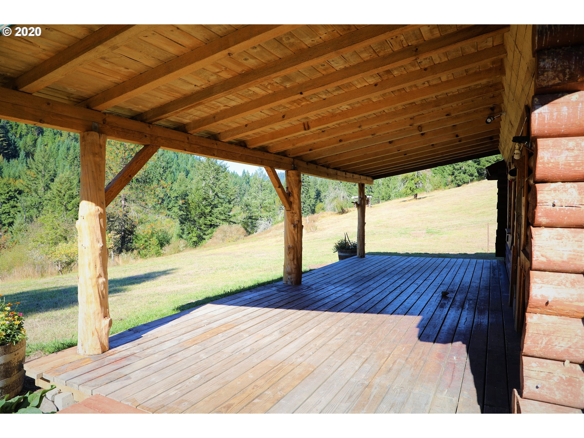 20345 Upper Cow Creek Road Azalea, OR 97410 - Photo 5 of 29 Gallery Image 5