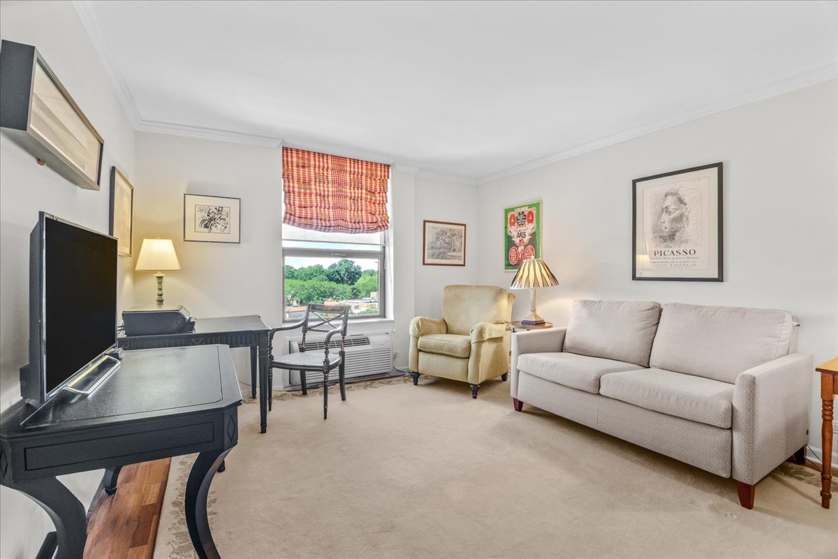 1500 Sheridan Road, Unit 6H Wilmette, IL 60091 - Photo 19 of 28