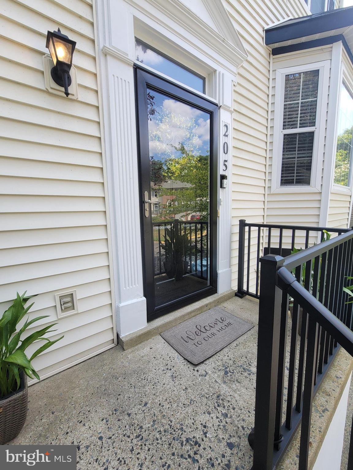 205 Crossing Road Fredericksburg, VA 22406 - Photo 4 of 41 Gallery Image 4