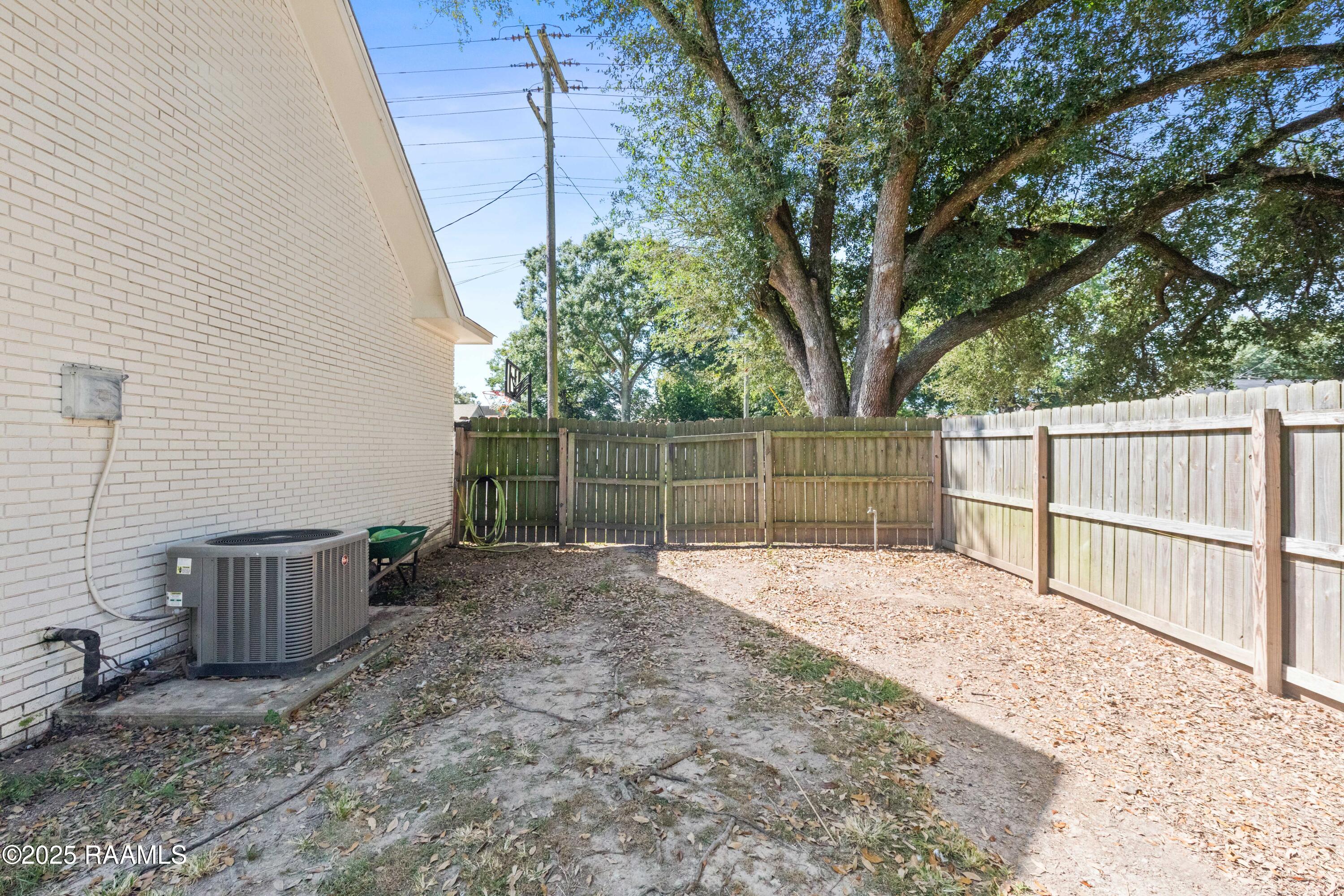 400 North Hebert Avenue Kaplan, LA 70548 - Photo 51 of 53 400NHebert-103