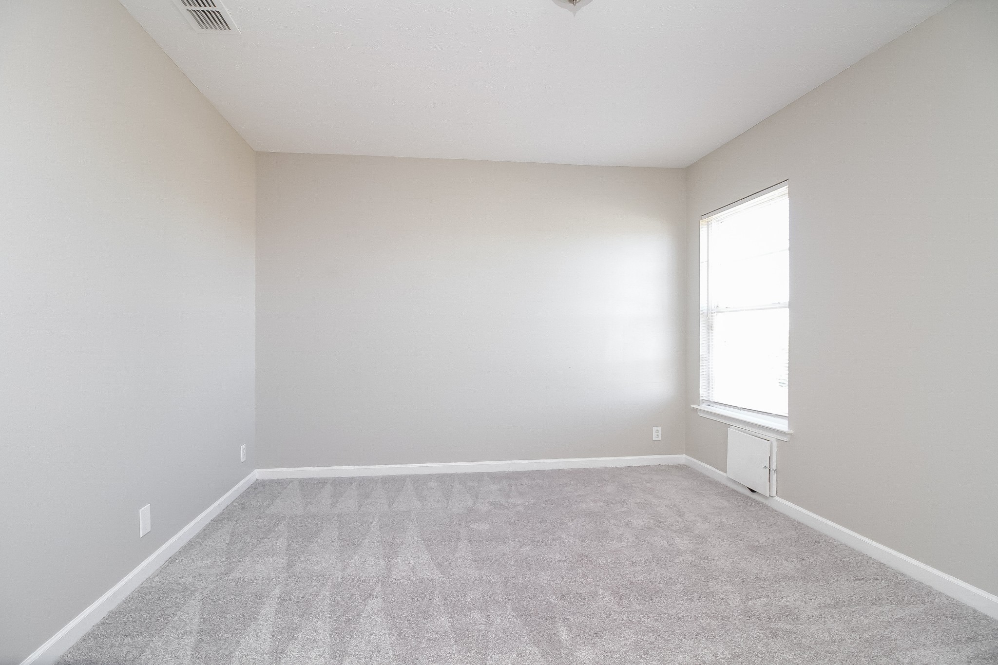 7015 Zither Lane La Vergne, TN 37086 - Photo 13 of 17 a view of empty room with window