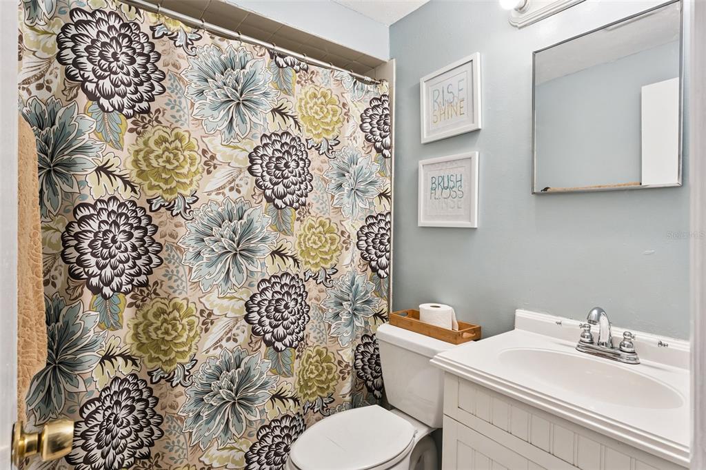 516 East Pineview Street Altamonte Springs, FL 32701 - Photo 20 of 34