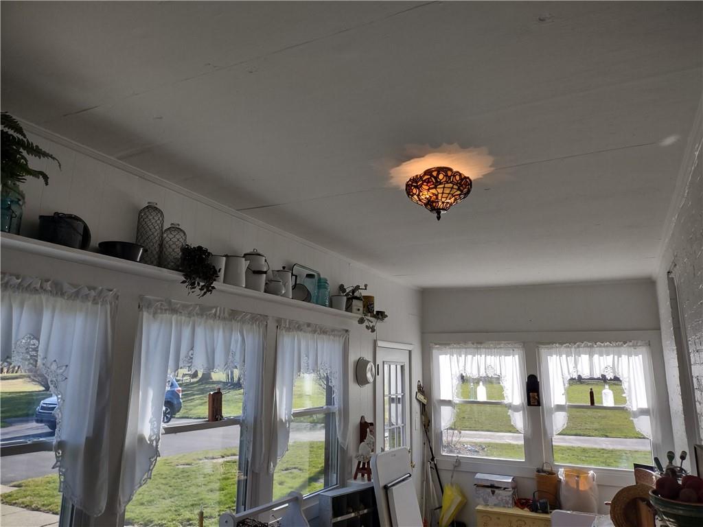 857 Mercer Grove City Road Mercer, PA 16137 - Photo 5 of 22 a view of an entryway with livingroom
