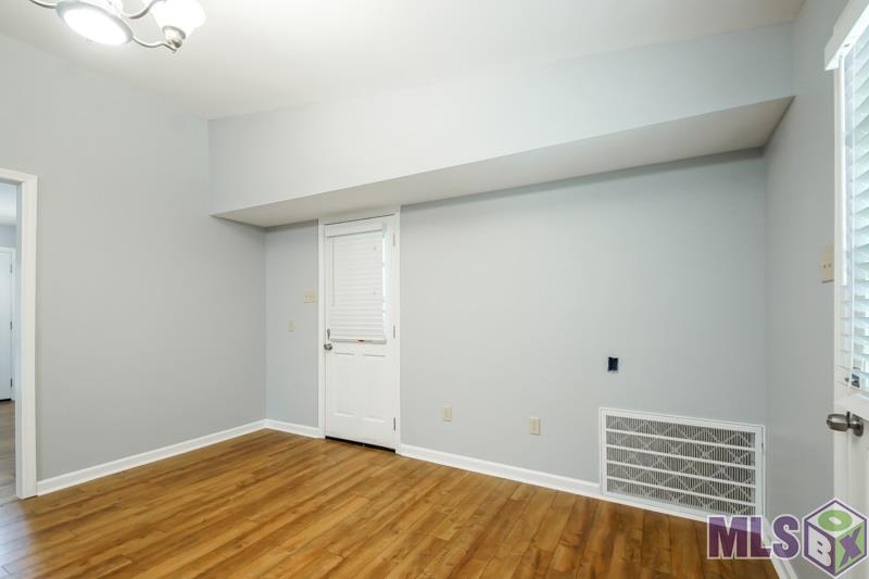 30695 Ranchero Avenue Denham Springs, LA 70726 - Photo 10 of 21 Gallery Image 10