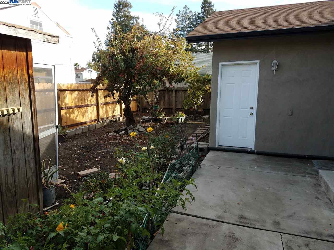 26732 Tyrrell Avenue Hayward, CA 94544 - Photo 19 of 22