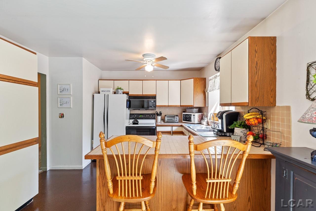 16155 Sheridan Road Clinton, MI 49236 - Photo 9 of 38