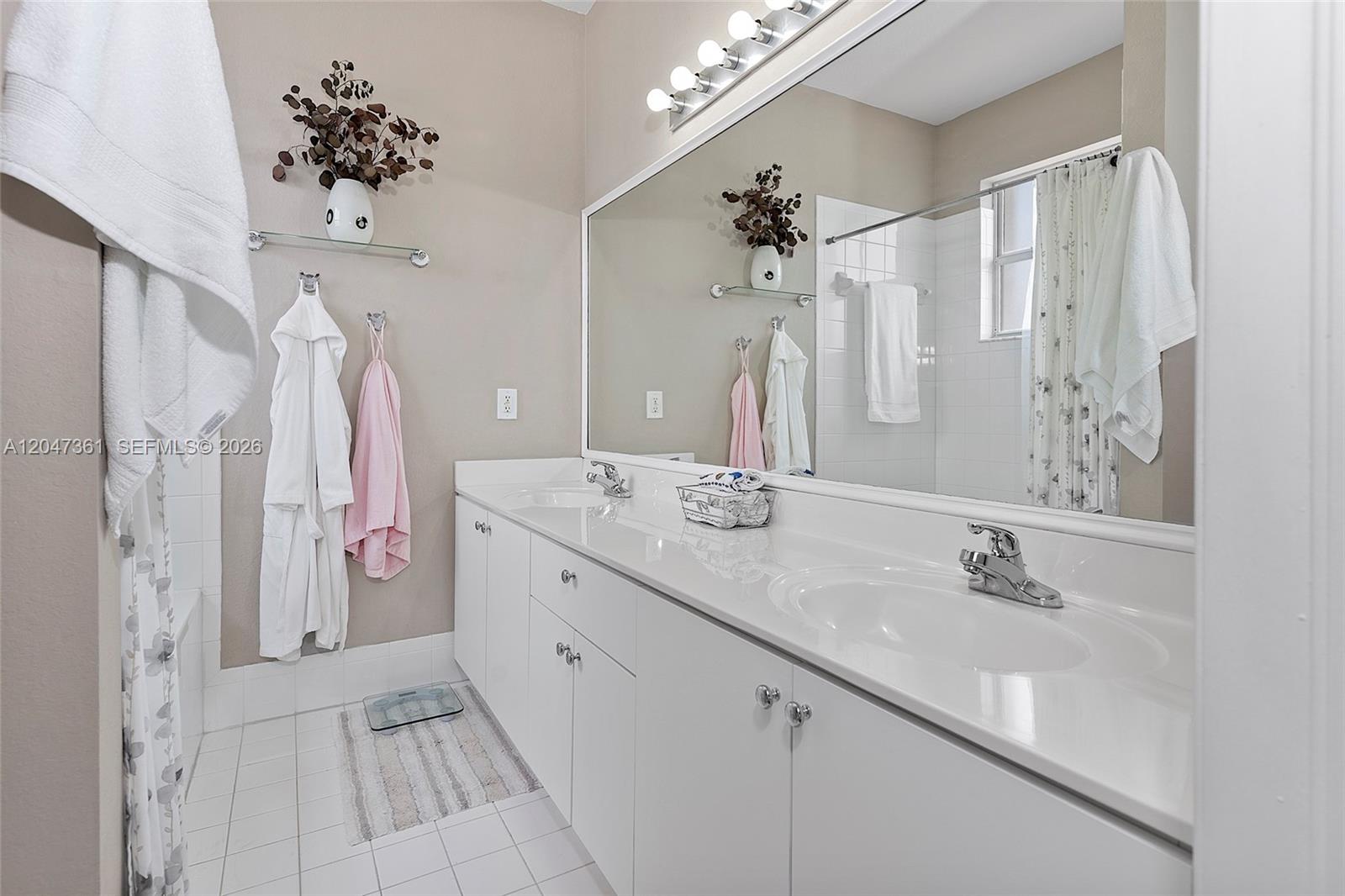 15262 Southwest 91st Lane Miami, FL 33196 - Photo 35 of 48