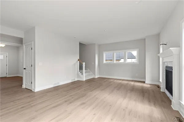 $575,900 | 103 Terwillager Lane, Manlius, NY 13116