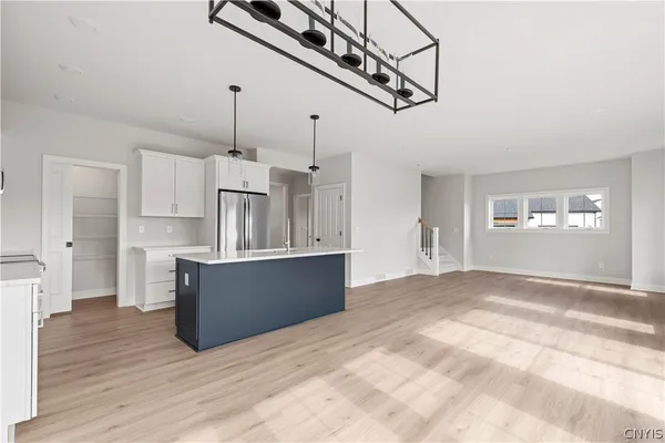 $575,900 | 103 Terwillager Lane, Manlius, NY 13116