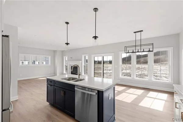 $575,900 | 103 Terwillager Lane, Manlius, NY 13116