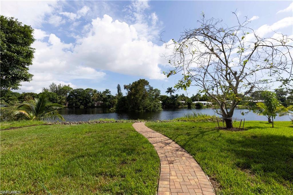 1354 Rordon Avenue Naples, FL 34103 - Photo 16 of 17