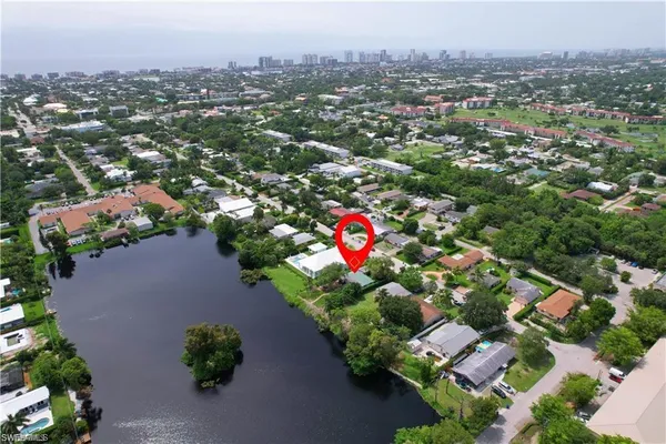 $3,300 | 1354 Rordon Avenue, Naples, FL 34103