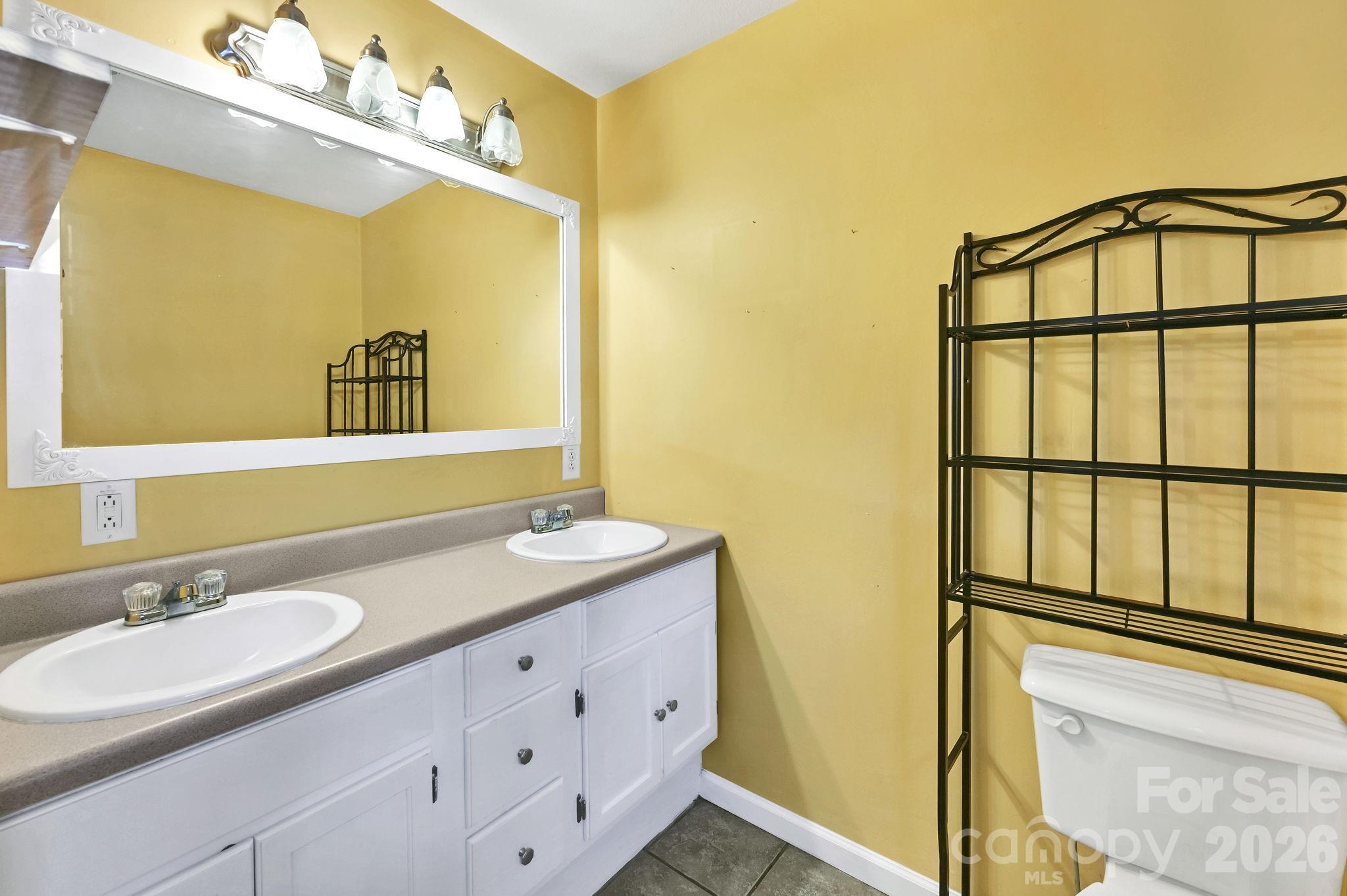 553 Morgan Branch Road Marshall, NC 28753 - Photo 37 of 41
