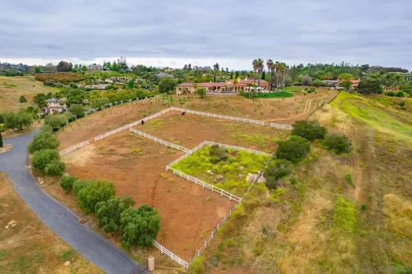 $3,300,000 | 5320 Olive Hill Trail, Bonsall, CA 92003