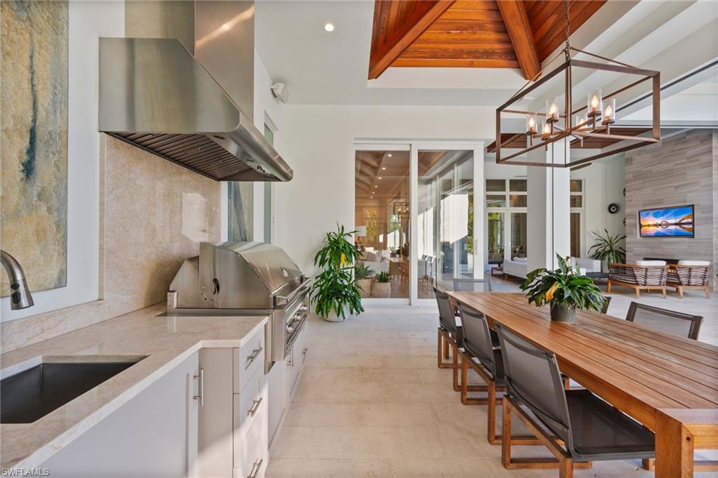 655 Starboard Drive Naples, FL 34103 - Photo 35 of 50