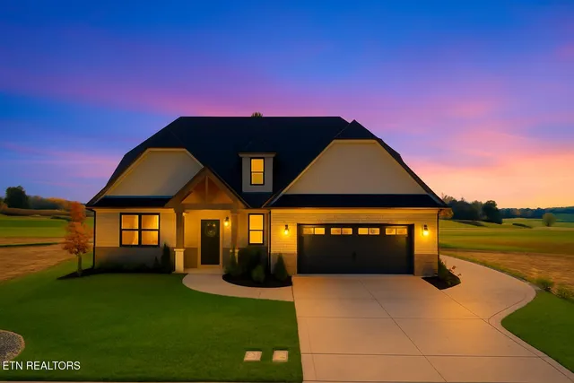 $950,000 | 793 Buckhorn Way, Loudon, TN 37774