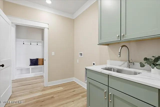 $950,000 | 793 Buckhorn Way, Loudon, TN 37774