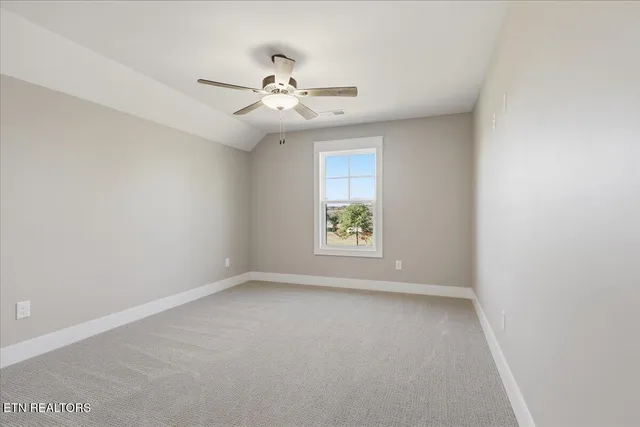 $950,000 | 793 Buckhorn Way, Loudon, TN 37774