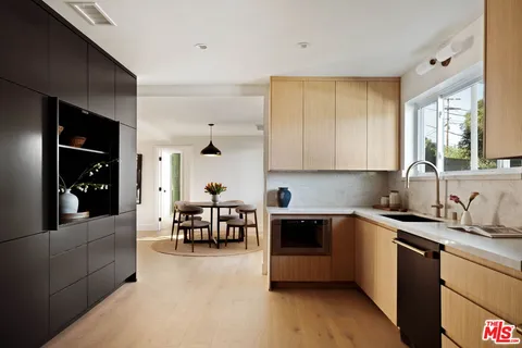 $2,499,000 | 4041 Davana Road, Sherman Oaks, CA 91423