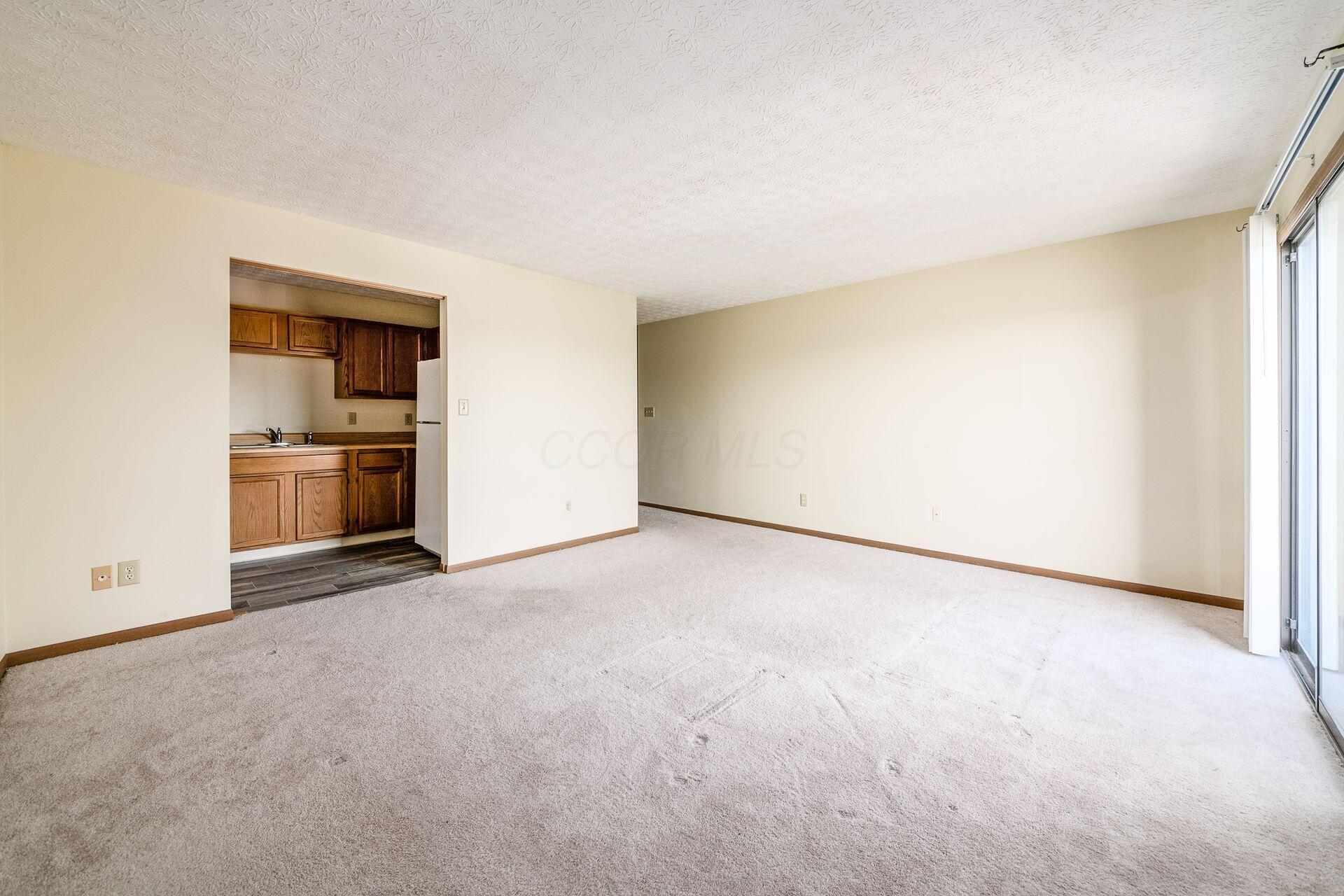 5885 Beechcroft Road, Unit 311 Columbus, OH 43229 - Photo 10 of 34 010_ Rd Columbus OH 43229 USA