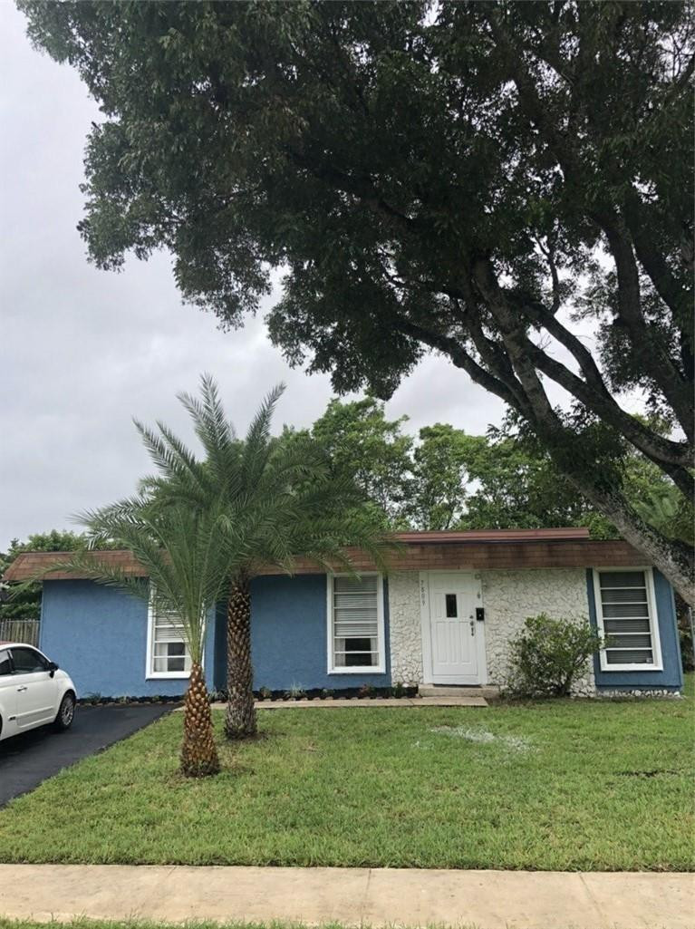 7809 Northwest 74th Avenue Fort Lauderdale, FL 33321 - Photo 3 of 44 Photo 3