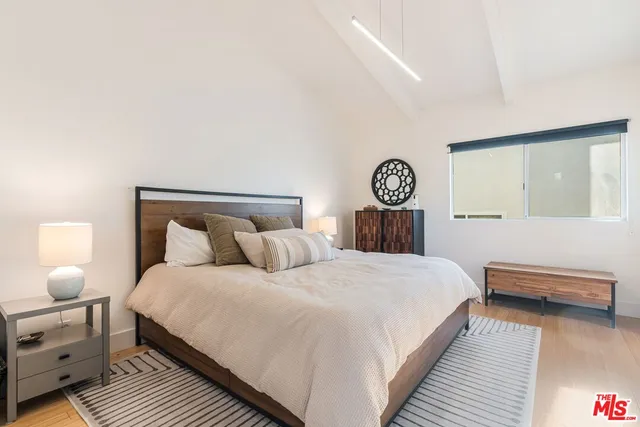 $7,500 | 940 14th Street, Unit E, Santa Monica, CA 90403