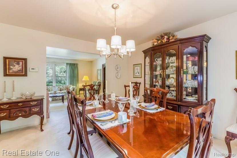 30067 Fox Grove Road Farmington Hills, MI 48334 - Photo 8 of 29