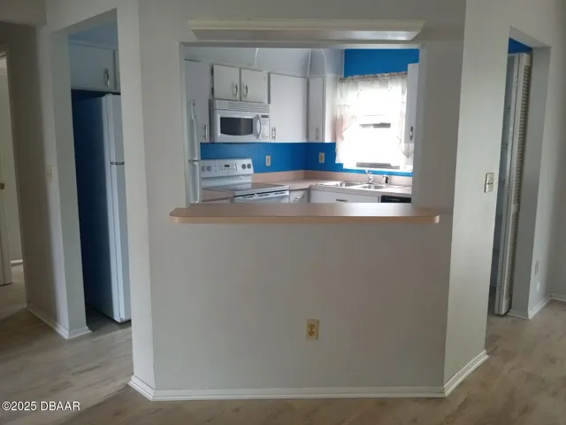 $2,100 | 428 Sandpiper Court, Edgewater, FL 32141