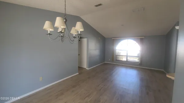 $1,900 | 428 Sandpiper Court, Edgewater, FL 32141