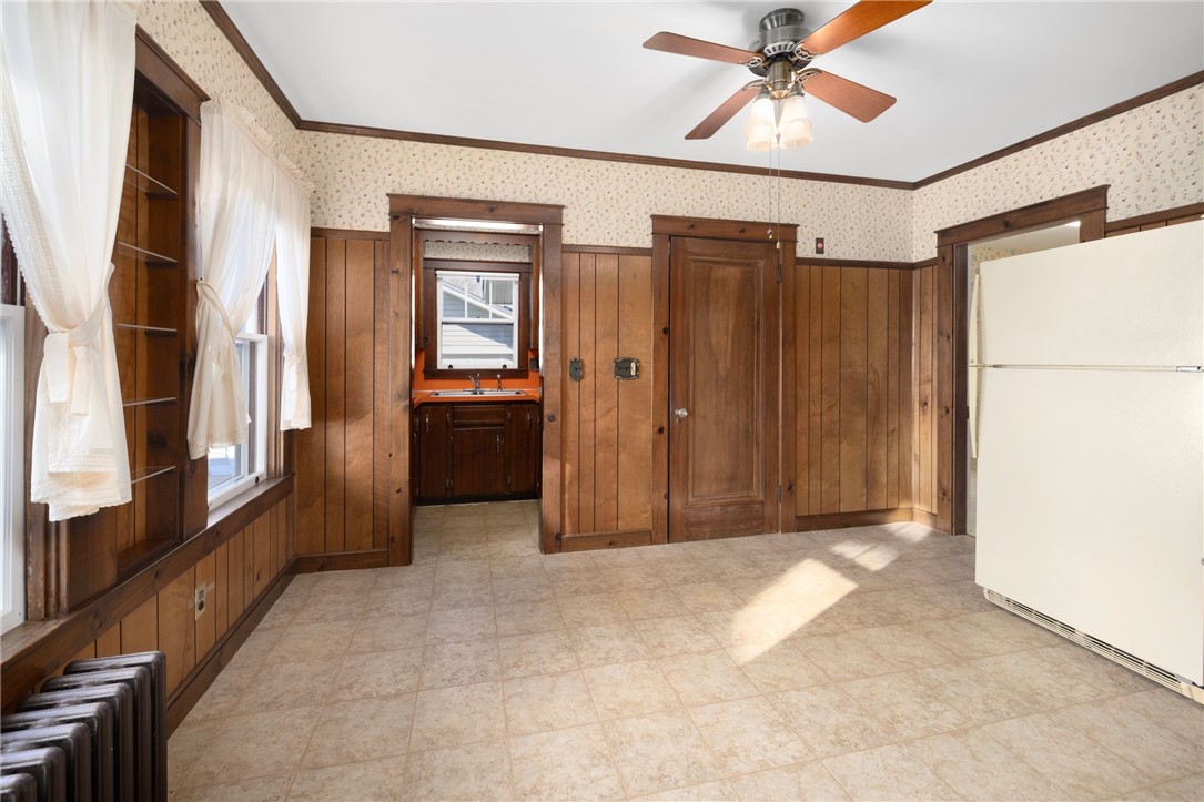 70 Benjamin Street Pawtucket, RI 02861 - Photo 11 of 35