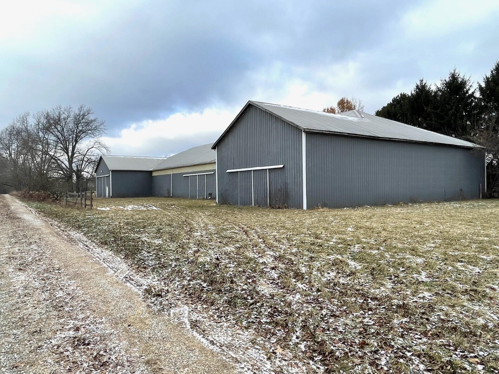 839 Rockmill Road Northwest Lancaster, OH 43130 - Photo 14 of 74 14. Arena