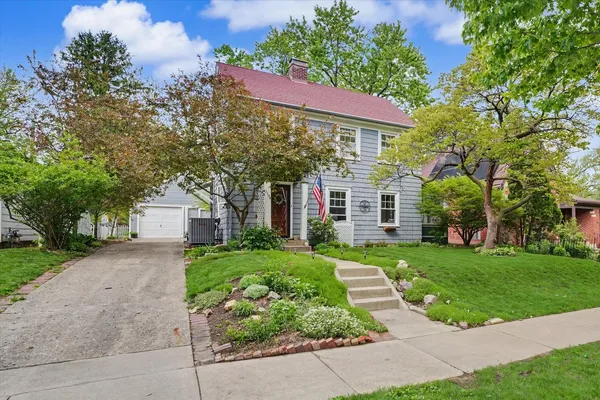 $280,000 | 1104 West Green Street, Champaign, IL 61821