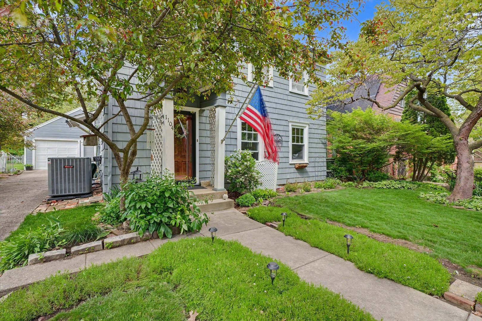 1104 West Green Street Champaign, IL 61821 - Photo 3 of 42