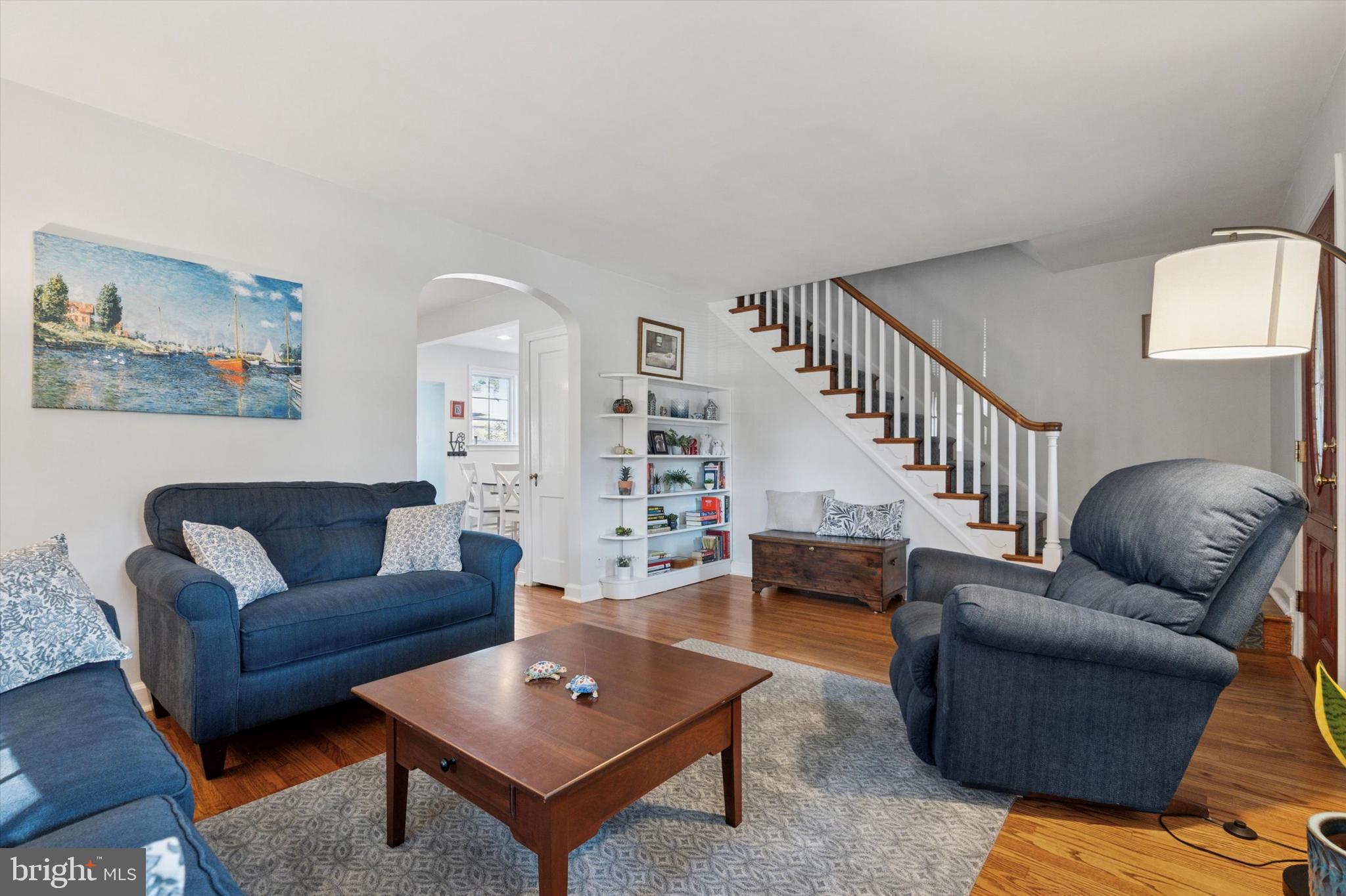 141 Friendship Road Drexel Hill, PA 19026 - Photo 6 of 34 a living room with furniture