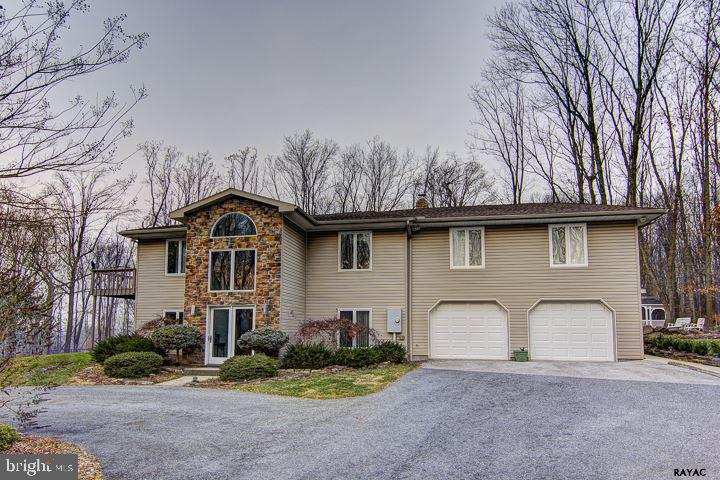 885 Bremer Road Dover, PA 17315 - Photo 3 of 36