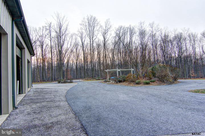 885 Bremer Road Dover, PA 17315 - Photo 8 of 36
