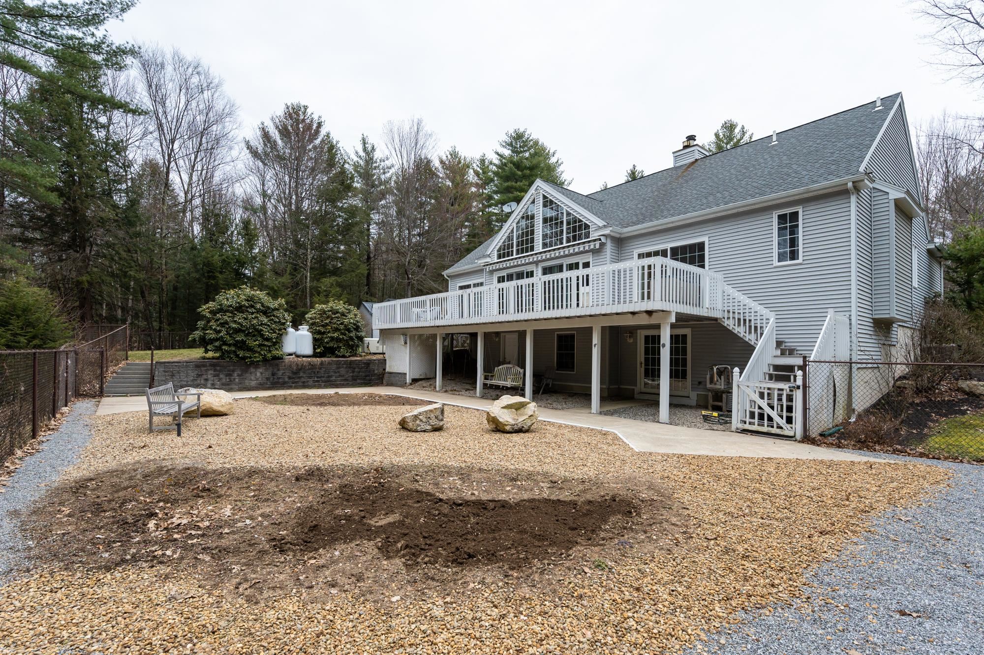 33 Range Road Goffstown, NH 03045 - Photo 5 of 38 Gallery Image 5