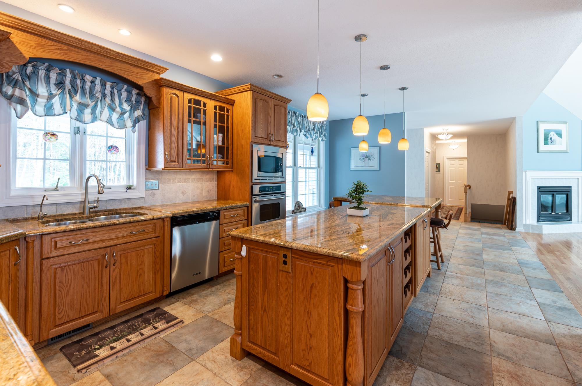 33 Range Road Goffstown, NH 03045 - Photo 8 of 38 Gallery Image 8