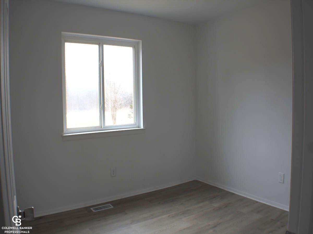 9660 Meskill Road Columbus, MI 48063 - Photo 10 of 26