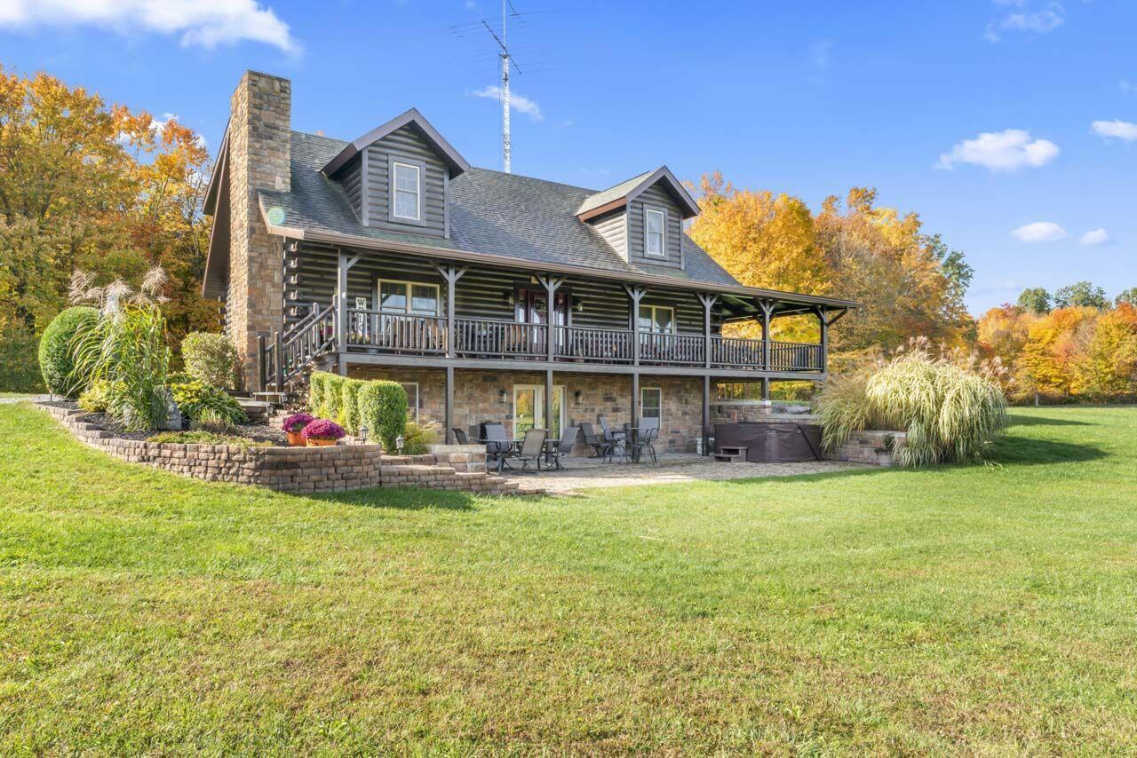 17040 Murray Road Mount Vernon, OH 43050 - Photo 1 of 64 Beautiful Walk-Out Patio!