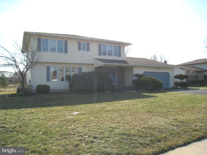 23 Peter Rafferty Drive Hamilton Square, NJ 08690 - Photo 1 of 18