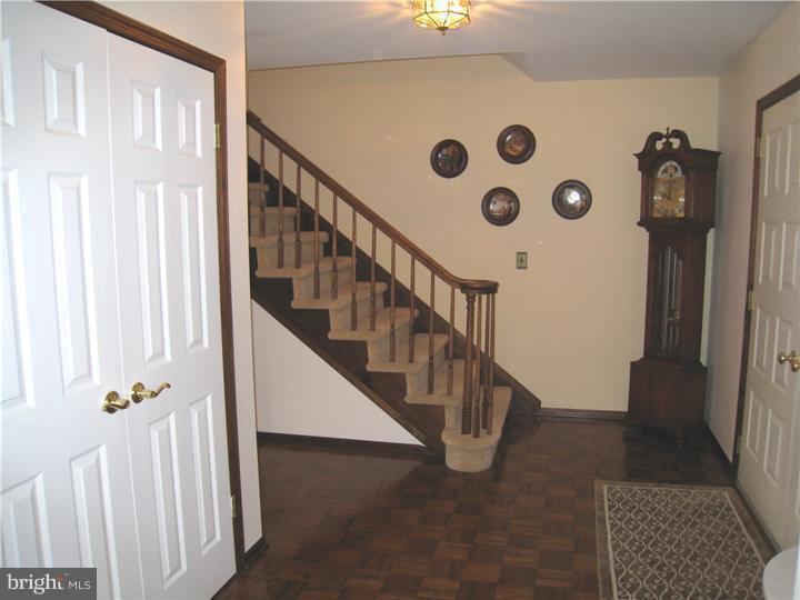 23 Peter Rafferty Drive Hamilton Square, NJ 08690 - Photo 2 of 18