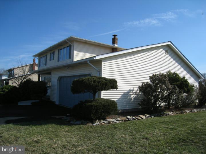 23 Peter Rafferty Drive Hamilton Square, NJ 08690 - Photo 16 of 18