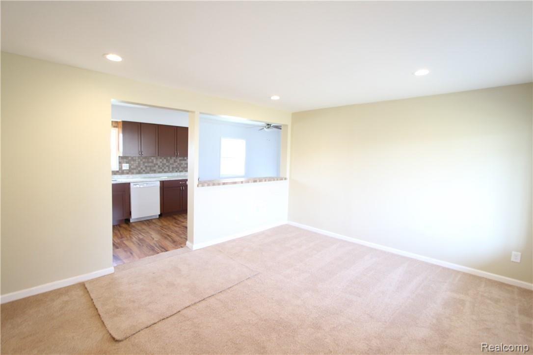 4226 Venoy Road Wayne, MI 48184 - Photo 21 of 37 IMG_2653.JPG